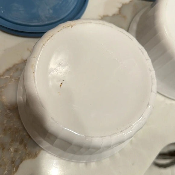 2 Lot of White French Corning Ware F-16-B 500 ml w/ Blue Lid - Picture 4 of 6